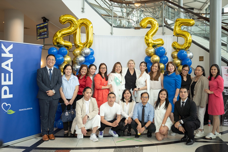 2025 grad staff sg